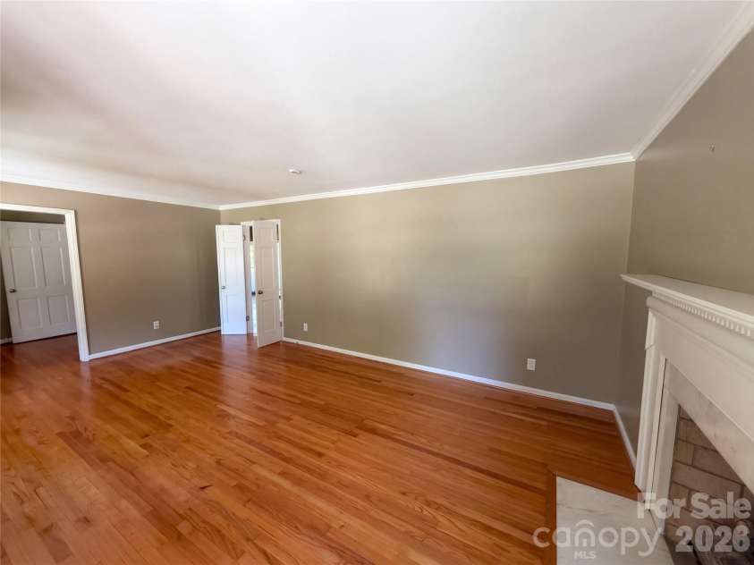 3309 Gardner Park Drive, Gastonia, NC 28054.  MLS# CAR4432163, YatesRealty ID 55102. 
