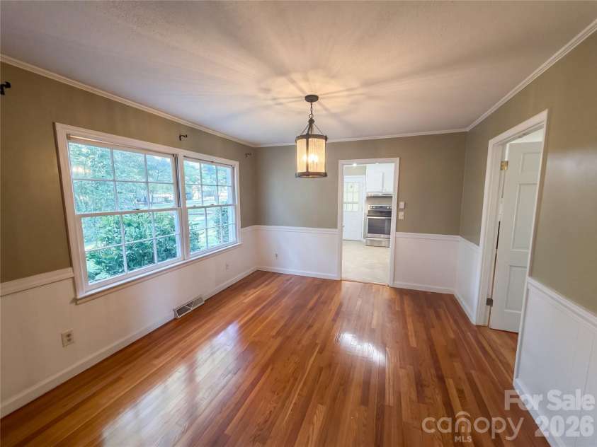 3309 Gardner Park Drive, Gastonia, NC 28054.  MLS# CAR4432163, YatesRealty ID 55102. 