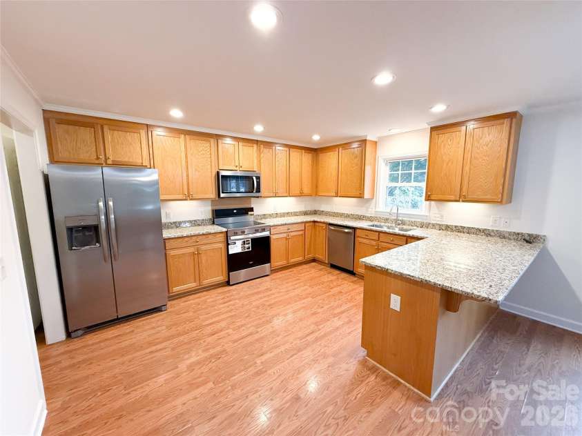 52 Roberta Road, Concord, NC 28027.  MLS# CAR4432169, YatesRealty ID 55103. 