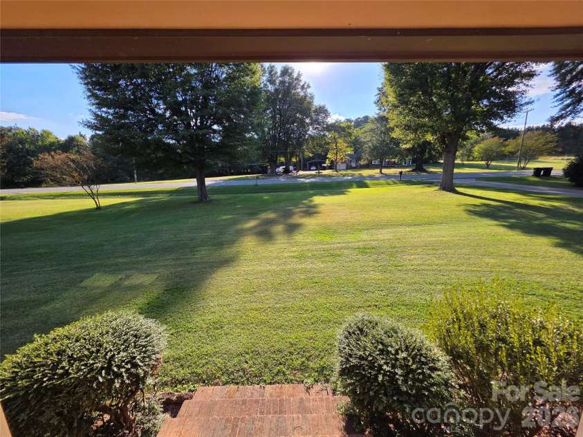 4106 Dallas High Shoals Highway, Dallas, NC 28034.  MLS# CAR4432167, YatesRealty ID 55108. 