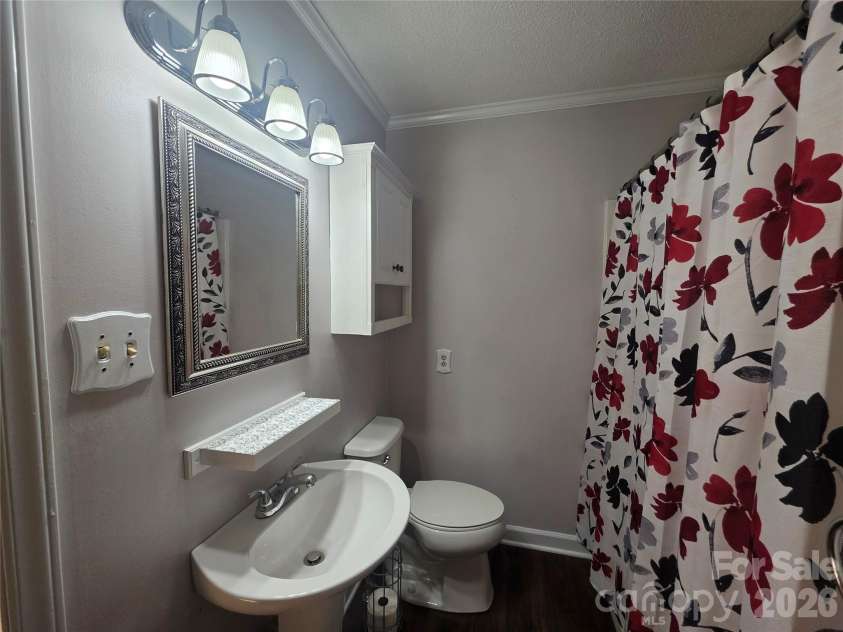 4106 Dallas High Shoals Highway, Dallas, NC 28034.  MLS# CAR4432167, YatesRealty ID 55108. 