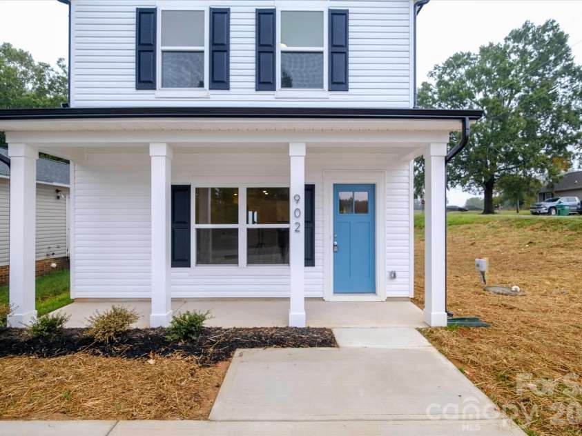 902 Alabama Avenue, Bessemer City, NC 28016.  MLS# CAR4432180, YatesRealty ID 55109. 