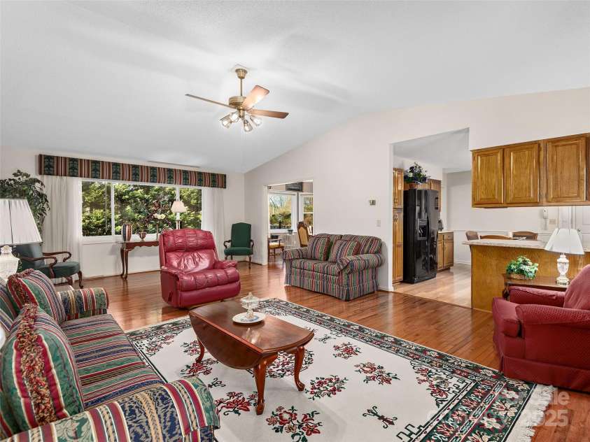 525 Maren Court, Hendersonville, NC 28739.  MLS# CAR4245634, YatesRealty ID 5511. 