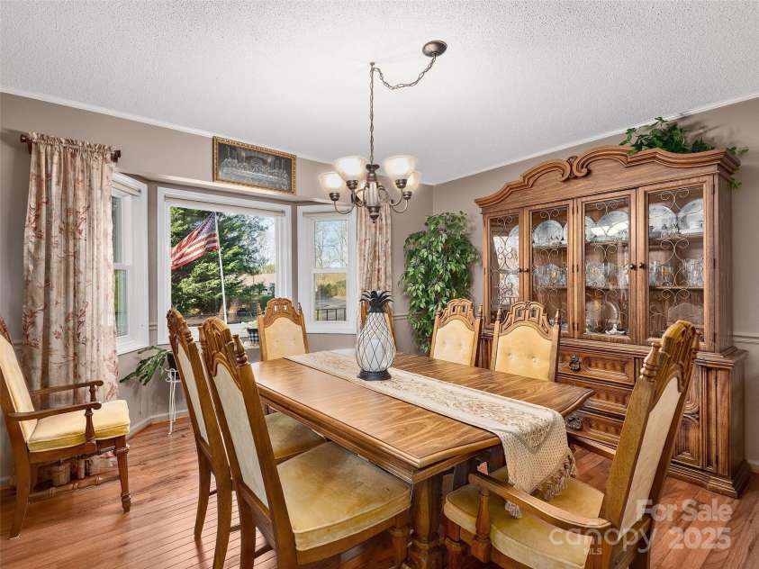 525 Maren Court, Hendersonville, NC 28739.  MLS# CAR4245634, YatesRealty ID 5511. 