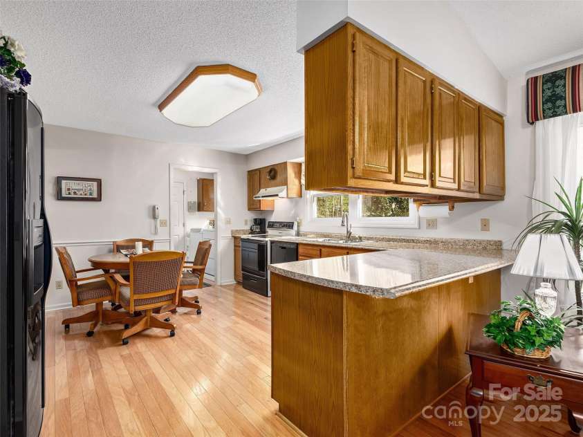 525 Maren Court, Hendersonville, NC 28739.  MLS# CAR4245634, YatesRealty ID 5511. 