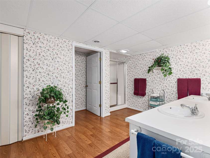 525 Maren Court, Hendersonville, NC 28739.  MLS# CAR4245634, YatesRealty ID 5511. 