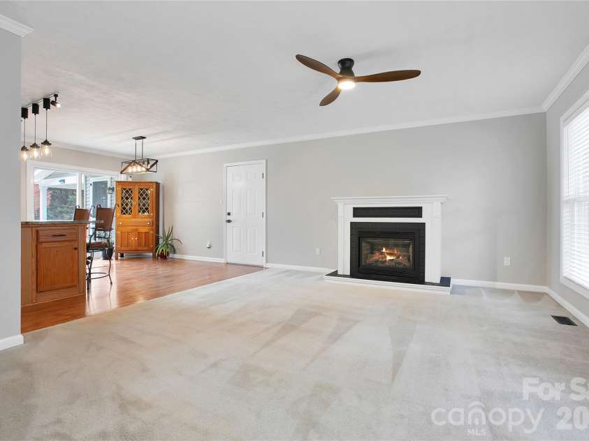 234 High Ridge Drive, Mills River, NC 28759.  MLS# CAR4431483, YatesRealty ID 55110. 