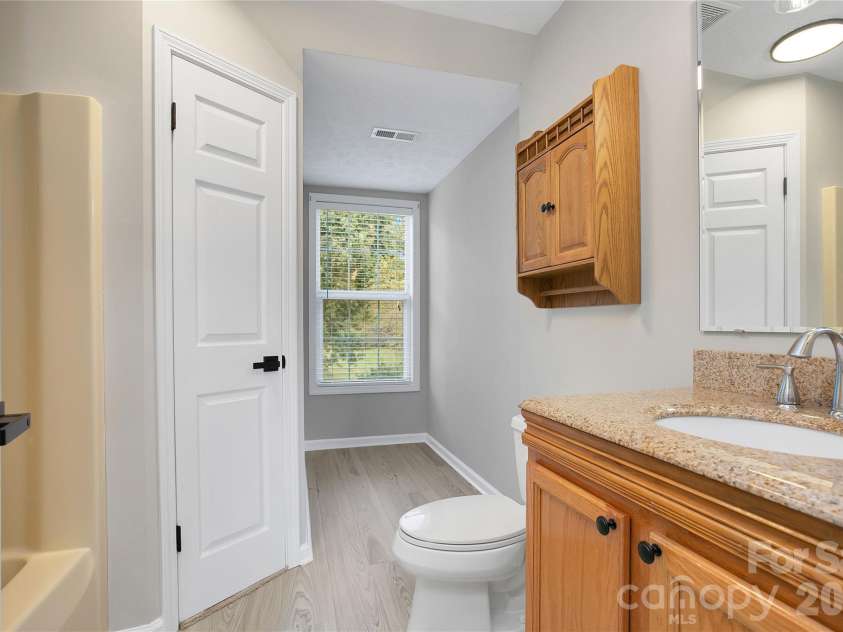 234 High Ridge Drive, Mills River, NC 28759.  MLS# CAR4431483, YatesRealty ID 55110. 