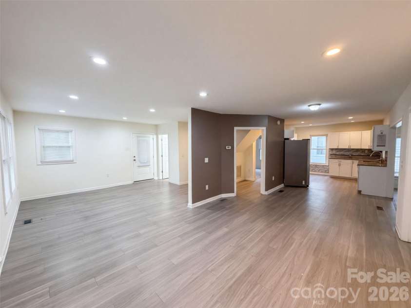 199 Vance Drive, Concord, NC 28025.  MLS# CAR4432162, YatesRealty ID 55112. 