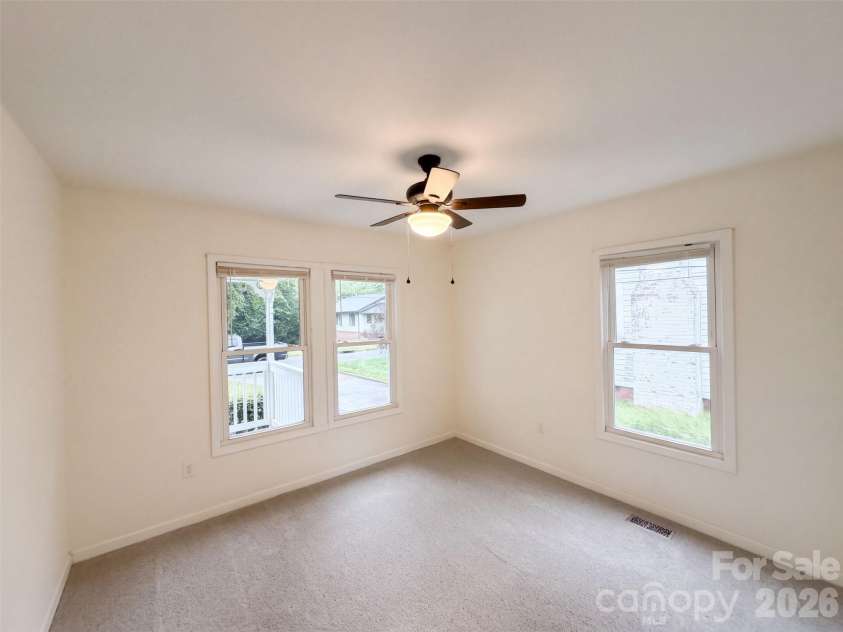 199 Vance Drive, Concord, NC 28025.  MLS# CAR4432162, YatesRealty ID 55112. 