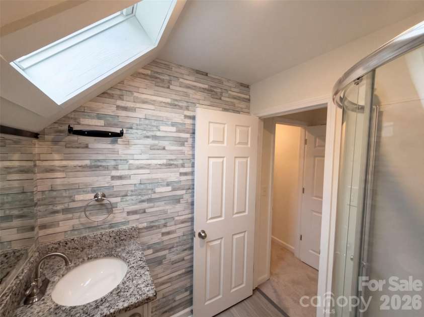 199 Vance Drive, Concord, NC 28025.  MLS# CAR4432162, YatesRealty ID 55112. 