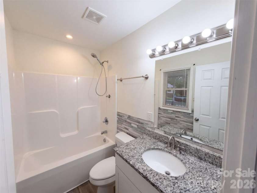 199 Vance Drive, Concord, NC 28025.  MLS# CAR4432162, YatesRealty ID 55112. 