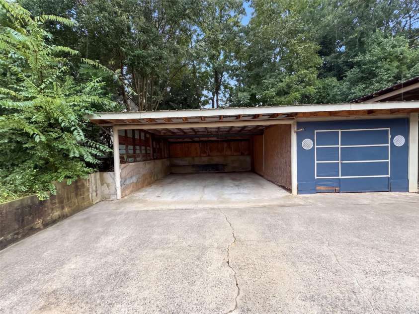 199 Vance Drive, Concord, NC 28025.  MLS# CAR4432162, YatesRealty ID 55112. 