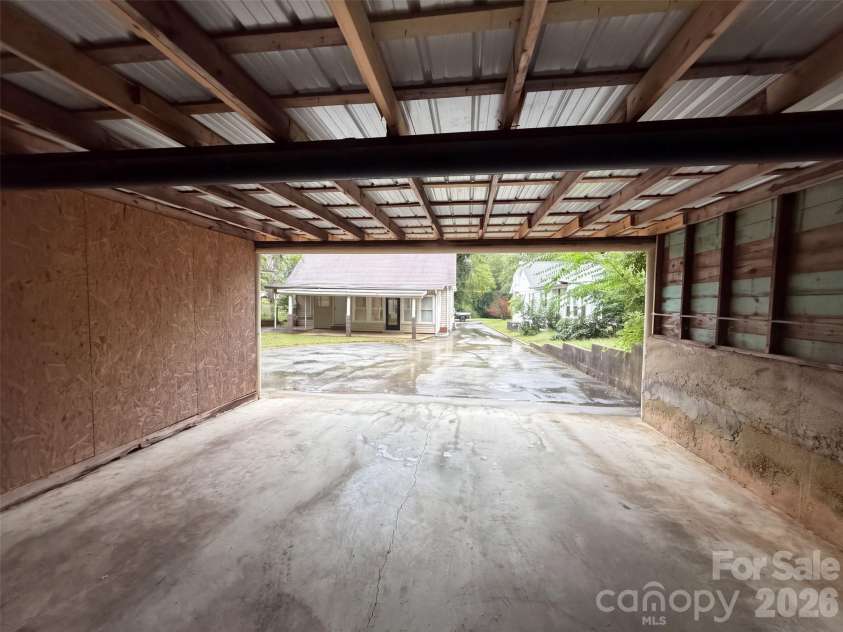 199 Vance Drive, Concord, NC 28025.  MLS# CAR4432162, YatesRealty ID 55112. 