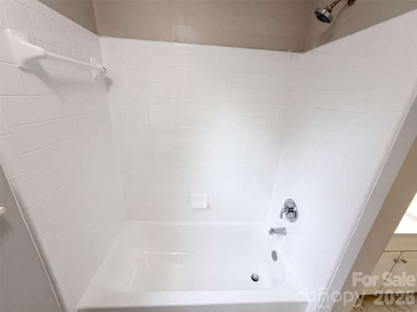 6306 Oxwynn Lane, Charlotte, NC 28270.  MLS# CAR4432171, YatesRealty ID 55114. 