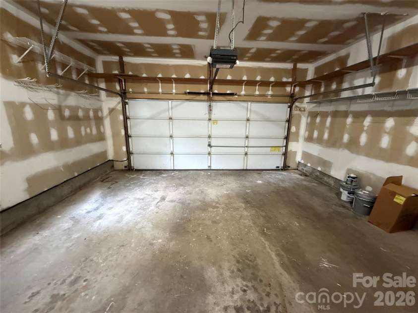 6306 Oxwynn Lane, Charlotte, NC 28270.  MLS# CAR4432171, YatesRealty ID 55114. 