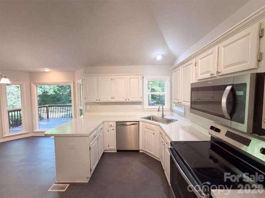 1104 Thoroughbred Place, Concord, NC 28027.  MLS# CAR4432188, YatesRealty ID 55118. 