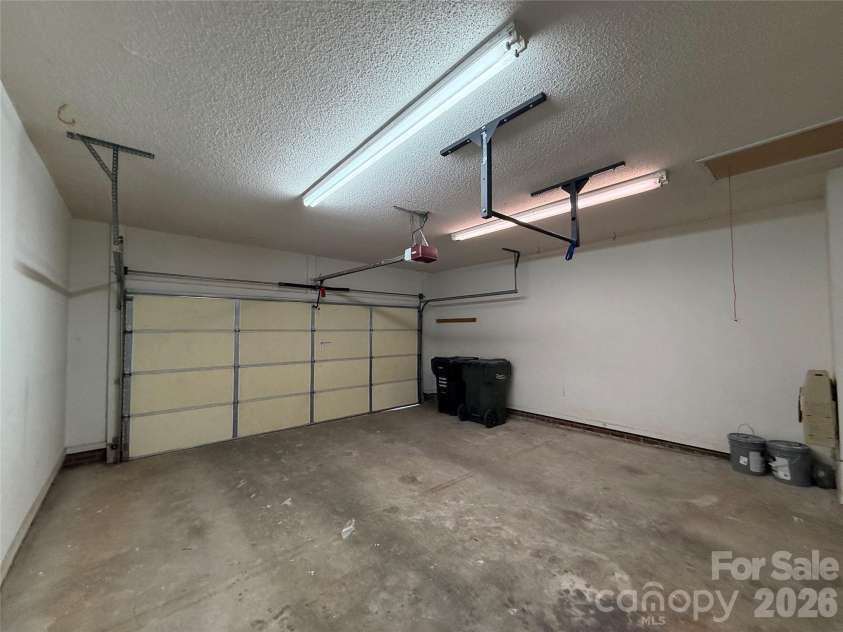 1104 Thoroughbred Place, Concord, NC 28027.  MLS# CAR4432188, YatesRealty ID 55118. 