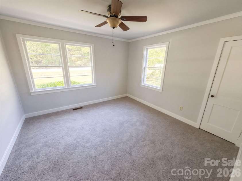 521 Grace Avenue, Lancaster, SC 29720.  MLS# CAR4432190, YatesRealty ID 55119. 