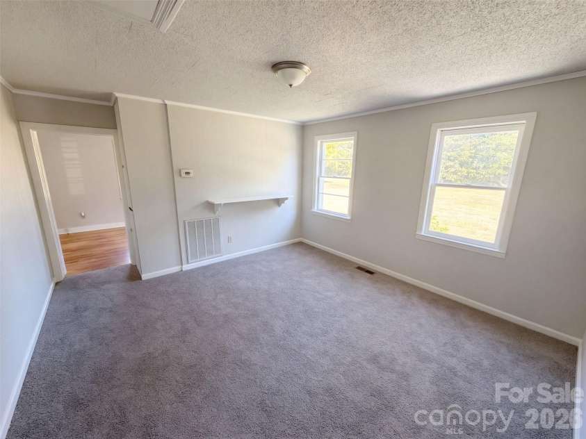 521 Grace Avenue, Lancaster, SC 29720.  MLS# CAR4432190, YatesRealty ID 55119. 