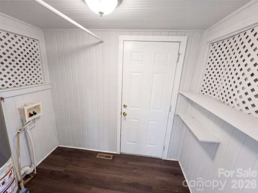 521 Grace Avenue, Lancaster, SC 29720.  MLS# CAR4432190, YatesRealty ID 55119. 