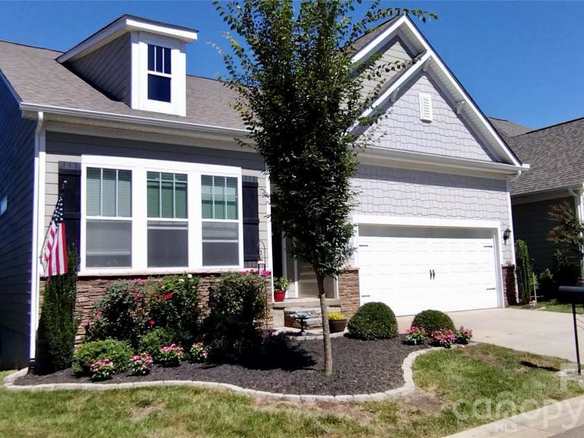 16 Southern Way Lane, Leicester, NC 28748.  MLS# CAR4332665, YatesRealty ID 5512. 