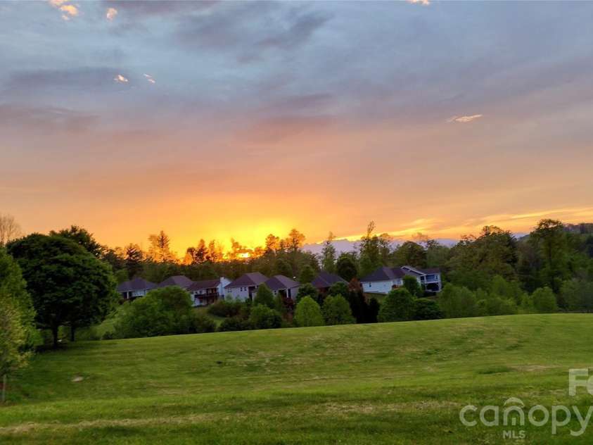 16 Southern Way Lane, Leicester, NC 28748.  MLS# CAR4332665, YatesRealty ID 5512. 