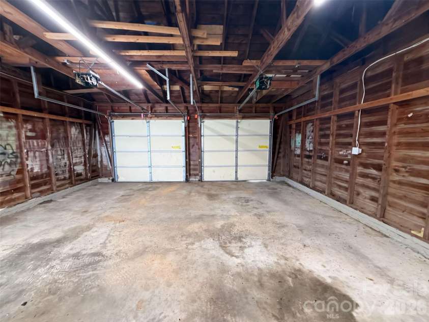 208 Pressly Street, Clover, SC 29710.  MLS# CAR4432192, YatesRealty ID 55120. 