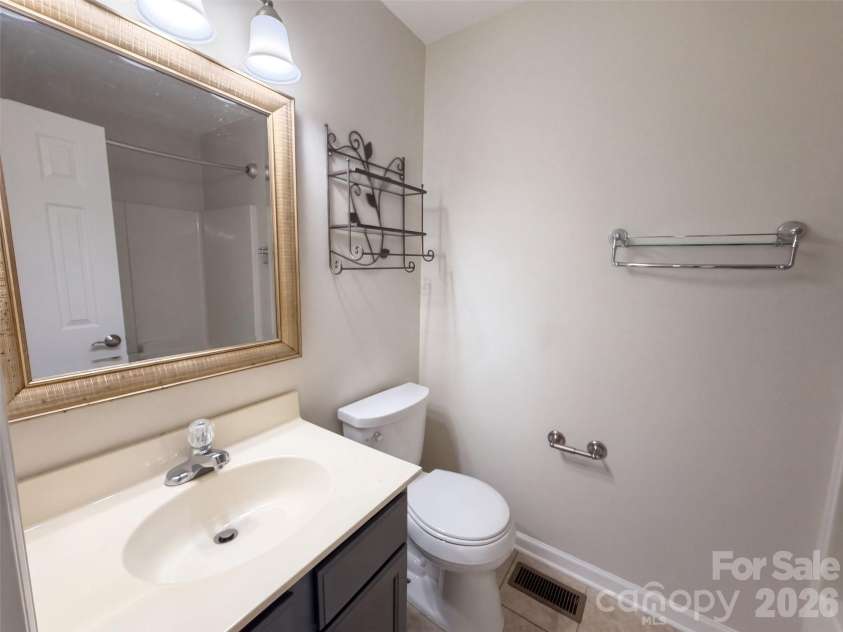 10526 Glory Meadow Court, Charlotte, NC 28278.  MLS# CAR4432181, YatesRealty ID 55121. 