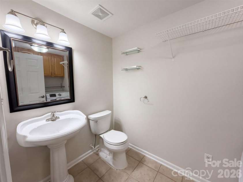 10526 Glory Meadow Court, Charlotte, NC 28278.  MLS# CAR4432181, YatesRealty ID 55121. 