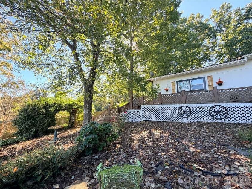9893 NC 226 S None, Nebo, NC 28761.  MLS# CAR4432185, YatesRealty ID 55124. 