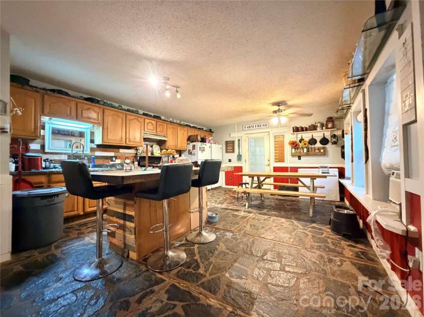9893 NC 226 S None, Nebo, NC 28761.  MLS# CAR4432185, YatesRealty ID 55124. 