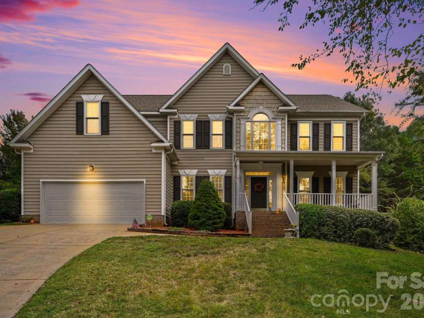1418 Coachman Drive, Waxhaw, NC 28173.  MLS# CAR4428919, YatesRealty ID 55125. 