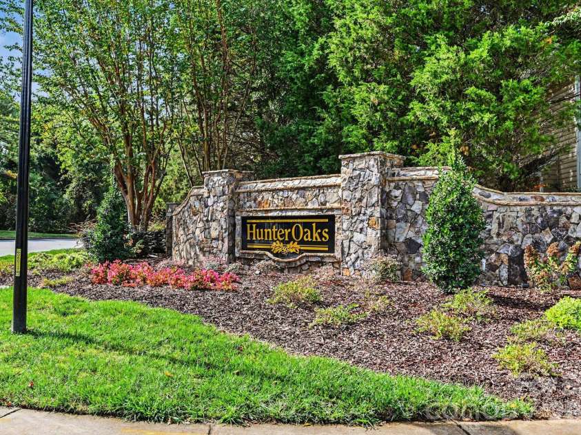 1418 Coachman Drive, Waxhaw, NC 28173.  MLS# CAR4428919, YatesRealty ID 55125. 