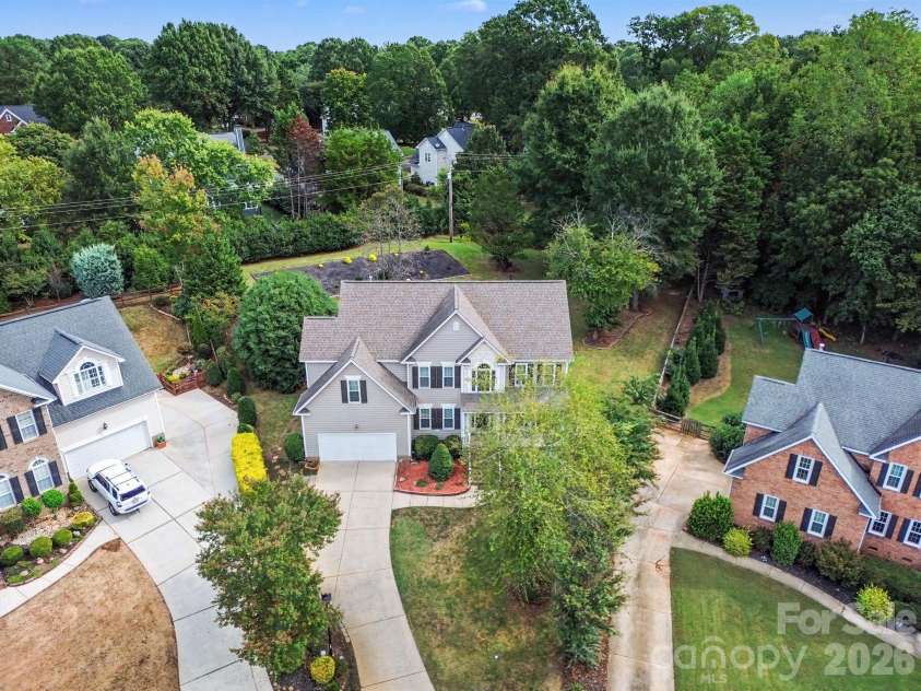 1418 Coachman Drive, Waxhaw, NC 28173.  MLS# CAR4428919, YatesRealty ID 55125. 