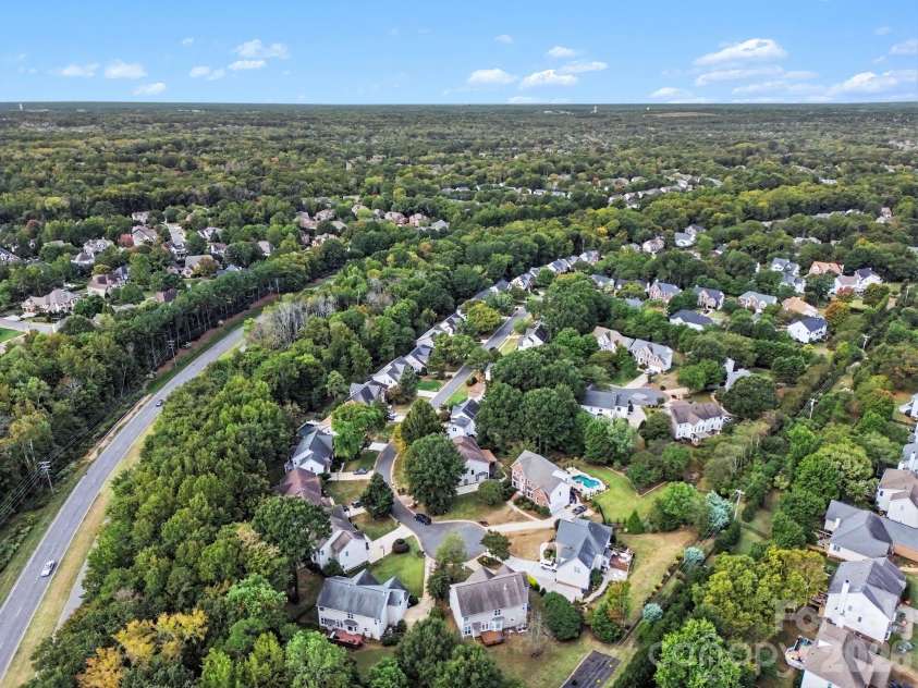1418 Coachman Drive, Waxhaw, NC 28173.  MLS# CAR4428919, YatesRealty ID 55125. 