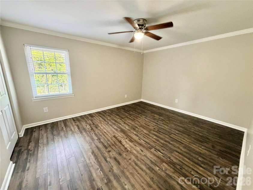 11011 Hunter Trail Lane, Charlotte, NC 28226.  MLS# CAR4429375, YatesRealty ID 55126. Master bedroom