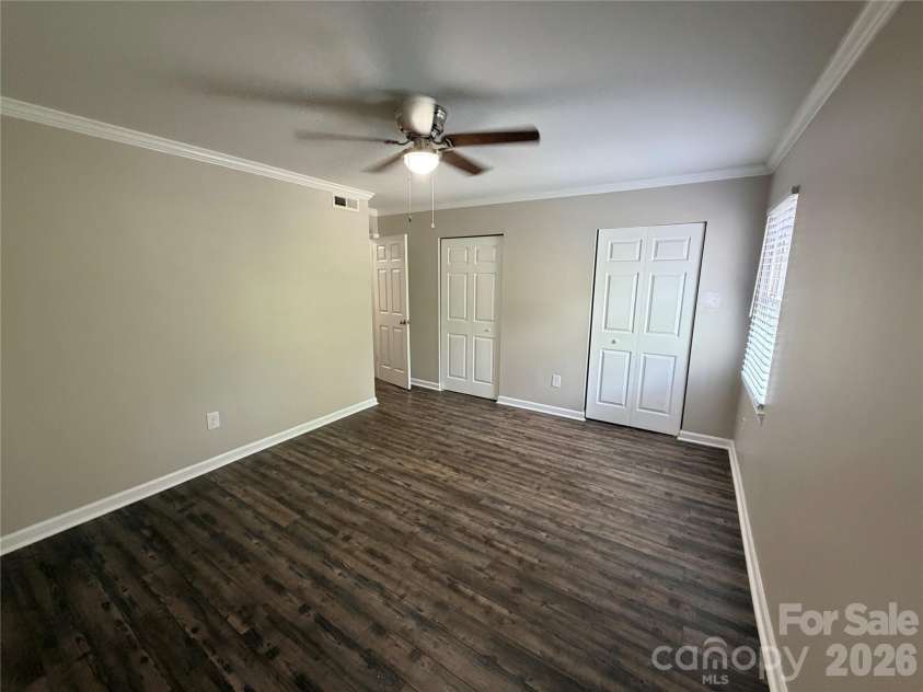 11011 Hunter Trail Lane, Charlotte, NC 28226.  MLS# CAR4429375, YatesRealty ID 55126. Master bedroom
