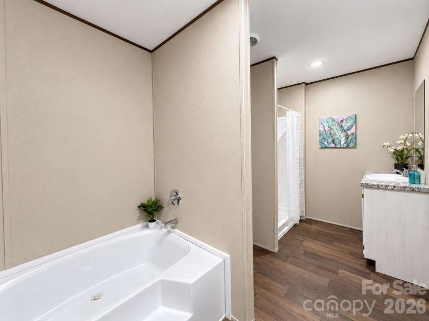 257 Wayland Drive, Polkton, NC 28135.  MLS# CAR4431732, YatesRealty ID 55128. Main Bathroom