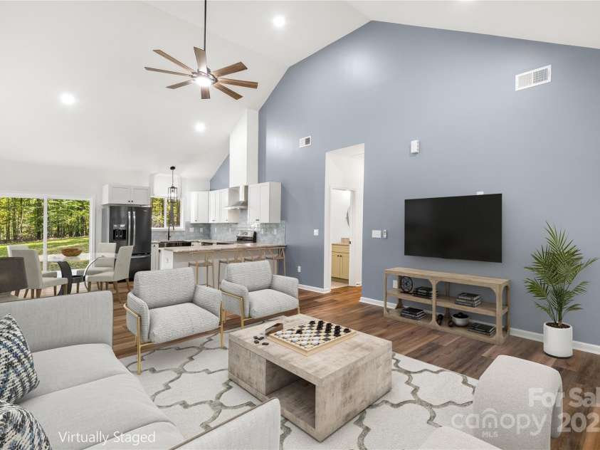 2320 China Avenue, Shelby, NC 28150.  MLS# CAR4316218, YatesRealty ID 5513. 