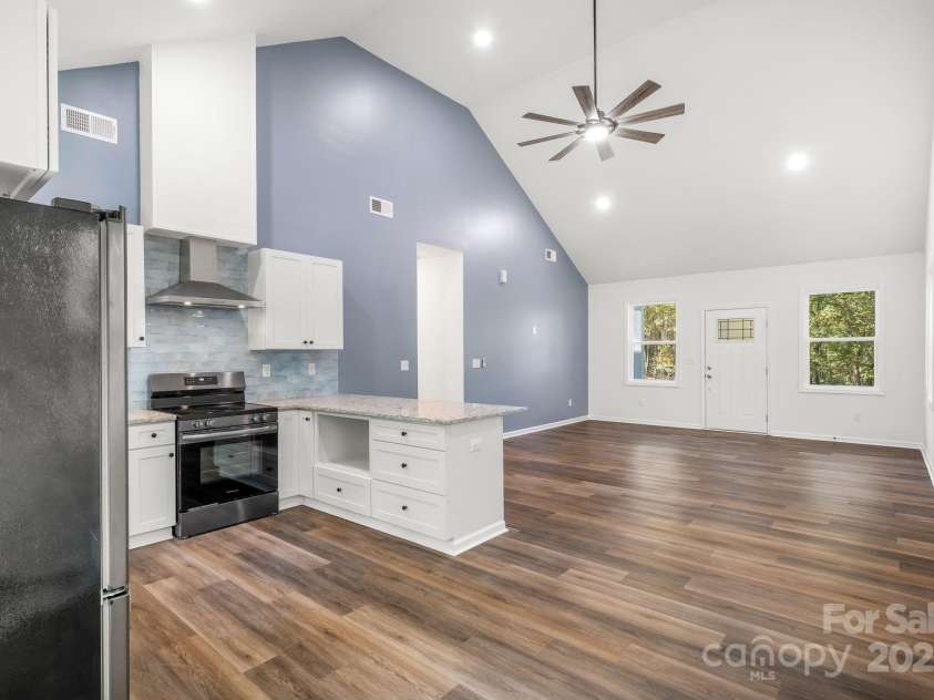 2320 China Avenue, Shelby, NC 28150.  MLS# CAR4316218, YatesRealty ID 5513. 