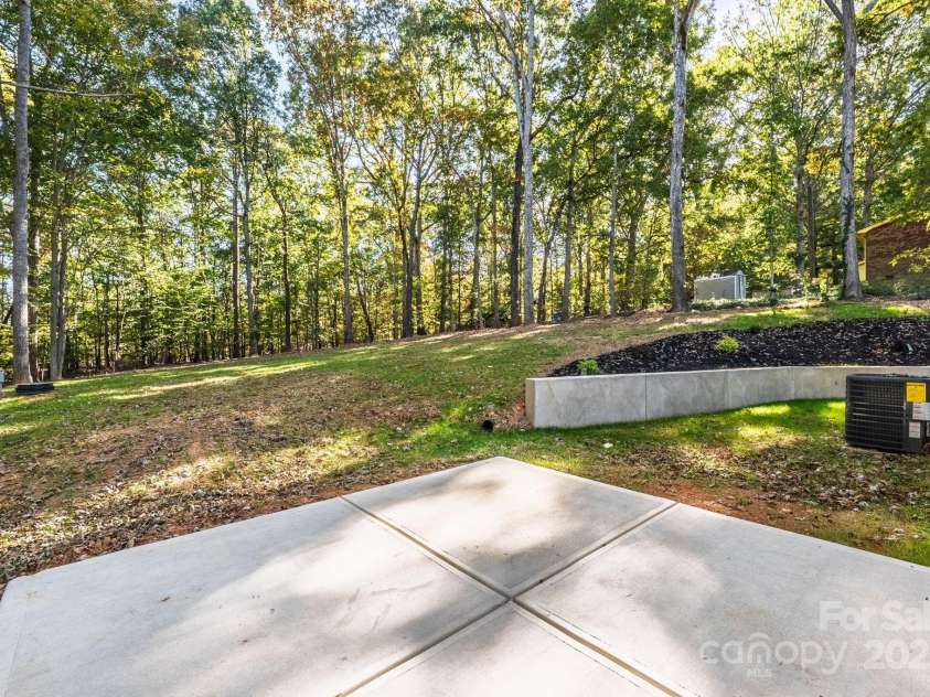 2320 China Avenue, Shelby, NC 28150.  MLS# CAR4316218, YatesRealty ID 5513. 