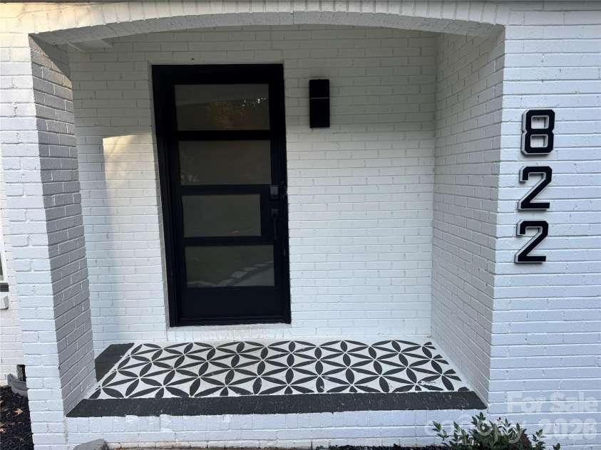 822 Ingraham Place, Charlotte, NC 28270.  MLS# CAR4431219, YatesRealty ID 55131. 
