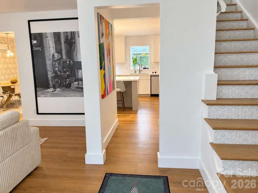 822 Ingraham Place, Charlotte, NC 28270.  MLS# CAR4431219, YatesRealty ID 55131. 