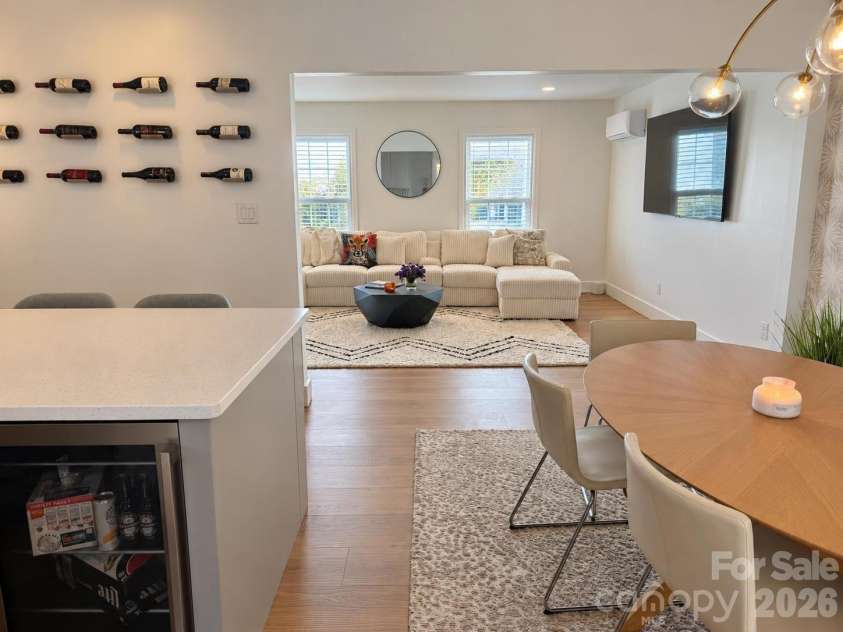 822 Ingraham Place, Charlotte, NC 28270.  MLS# CAR4431219, YatesRealty ID 55131. 