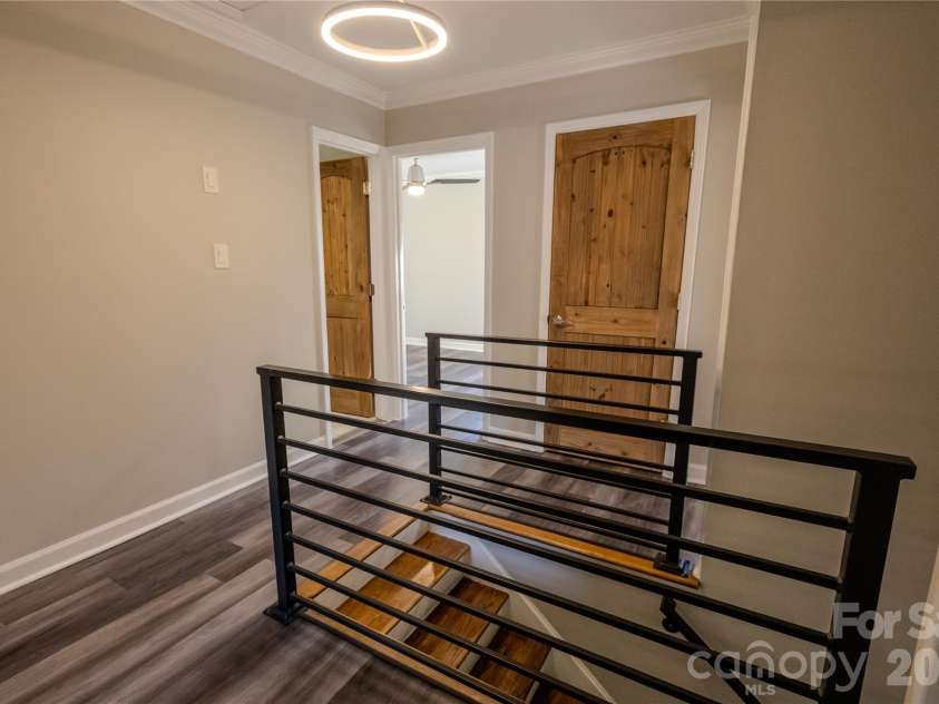 7055 Crossridge Road, Charlotte, NC 28214.  MLS# CAR4431183, YatesRealty ID 55132. 