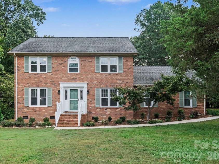 1312 Bennington Drive, Concord, NC 28027.  MLS# CAR4430583, YatesRealty ID 55134. 