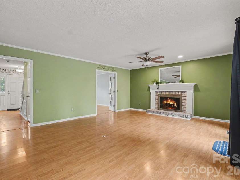 1312 Bennington Drive, Concord, NC 28027.  MLS# CAR4430583, YatesRealty ID 55134. 
