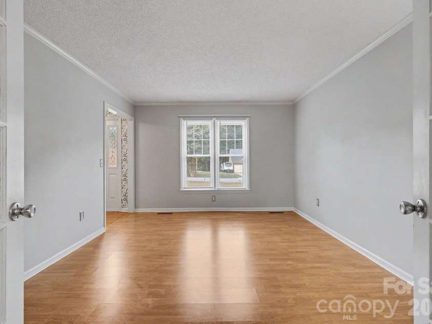 1312 Bennington Drive, Concord, NC 28027.  MLS# CAR4430583, YatesRealty ID 55134. 