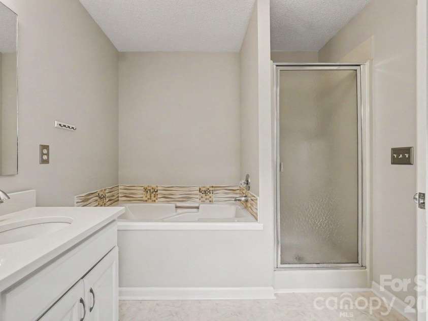 1312 Bennington Drive, Concord, NC 28027.  MLS# CAR4430583, YatesRealty ID 55134. 